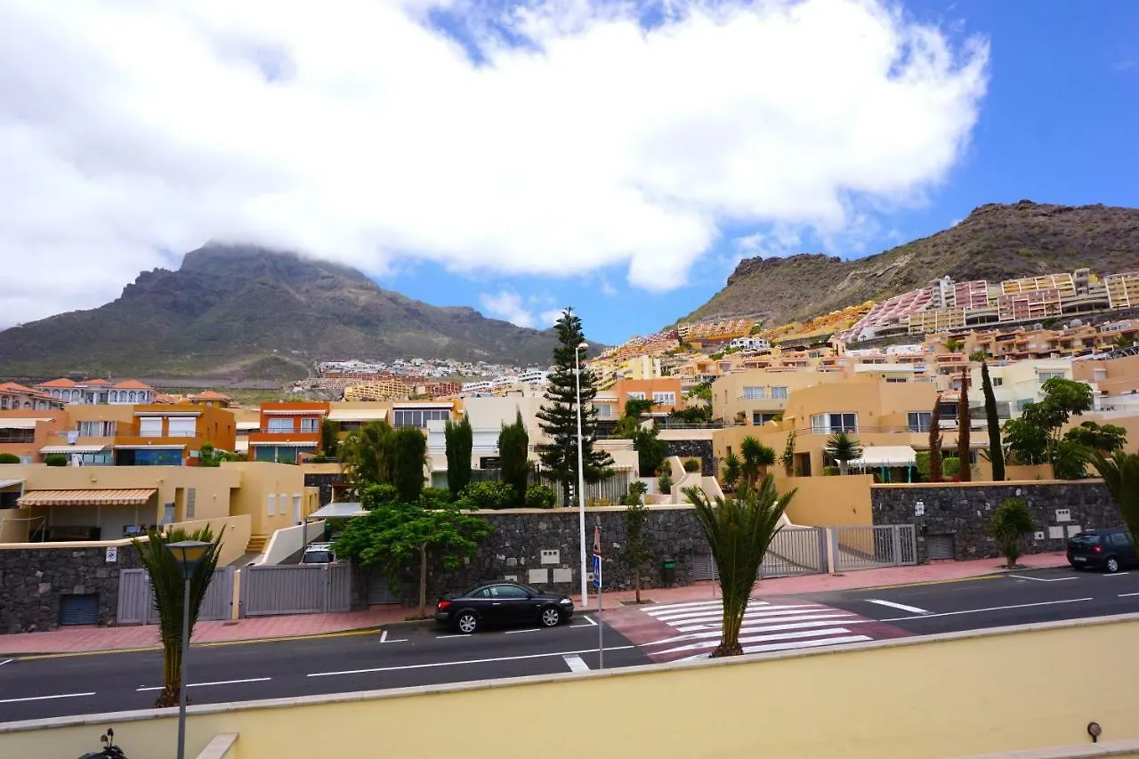 Beautiful Ocean-View Town House Villa Adeje